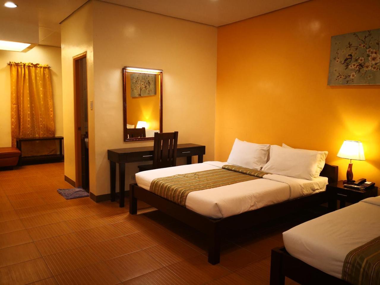 Sea Garden Resort Iloilo Экстерьер фото