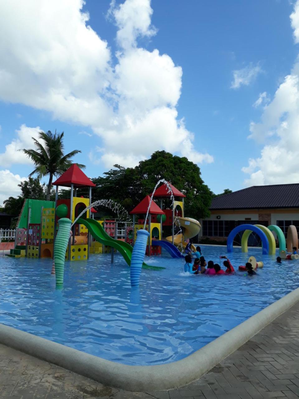 Sea Garden Resort Iloilo Экстерьер фото