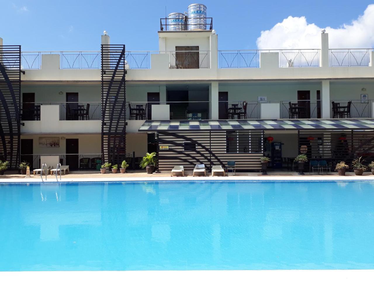 Sea Garden Resort Iloilo Экстерьер фото