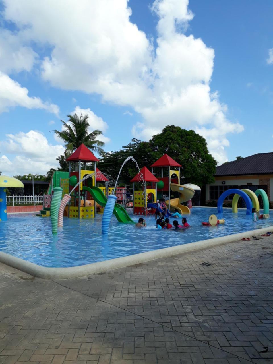 Sea Garden Resort Iloilo Экстерьер фото