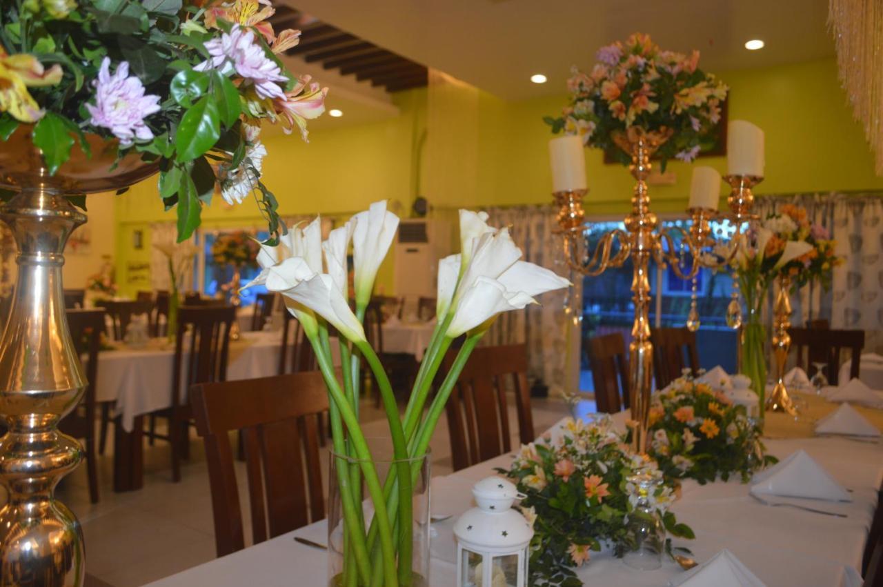 Sea Garden Resort Iloilo Экстерьер фото